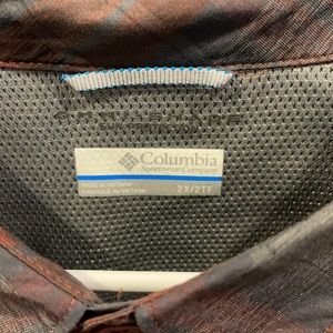 Long sleeve Columbia button down shirt